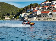 Na dovolenke v Chorvátsku s vodným skútrom